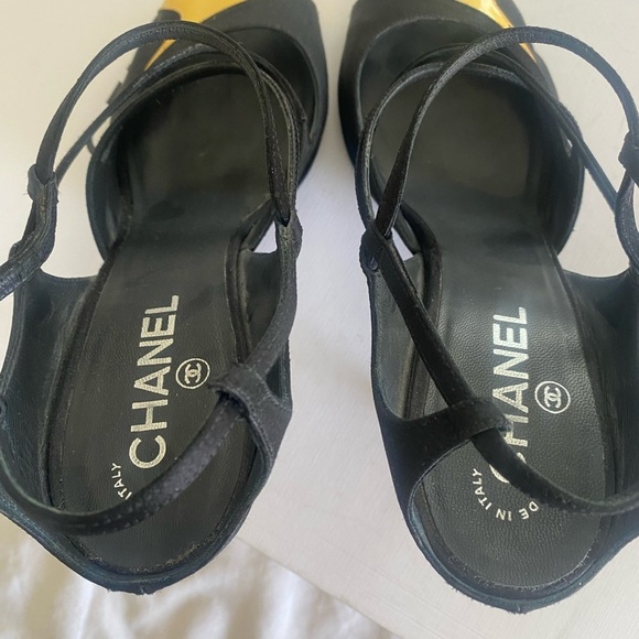 Authentic CHANEL Pearl Heel Strappy Sandals - Black & Yellow - Size 41 - Picture 11 of 16